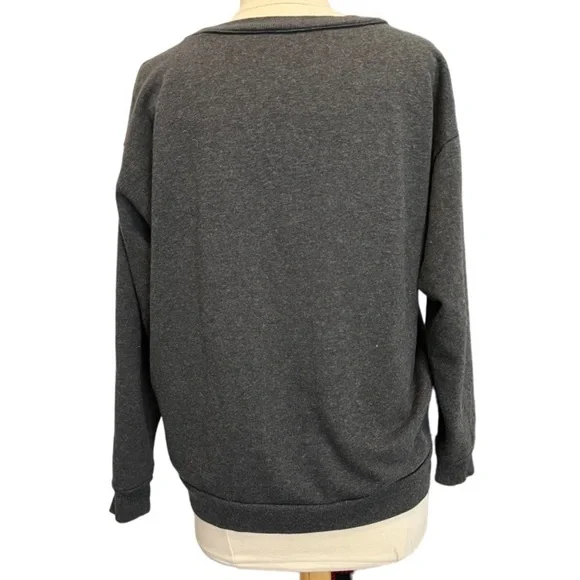 "Saturyay” Avon brand NWOT gray sweatshirt, size large. - Picture 6 of 9